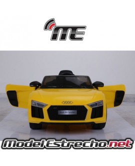 AUDI R8 SPYDER AMARILLO